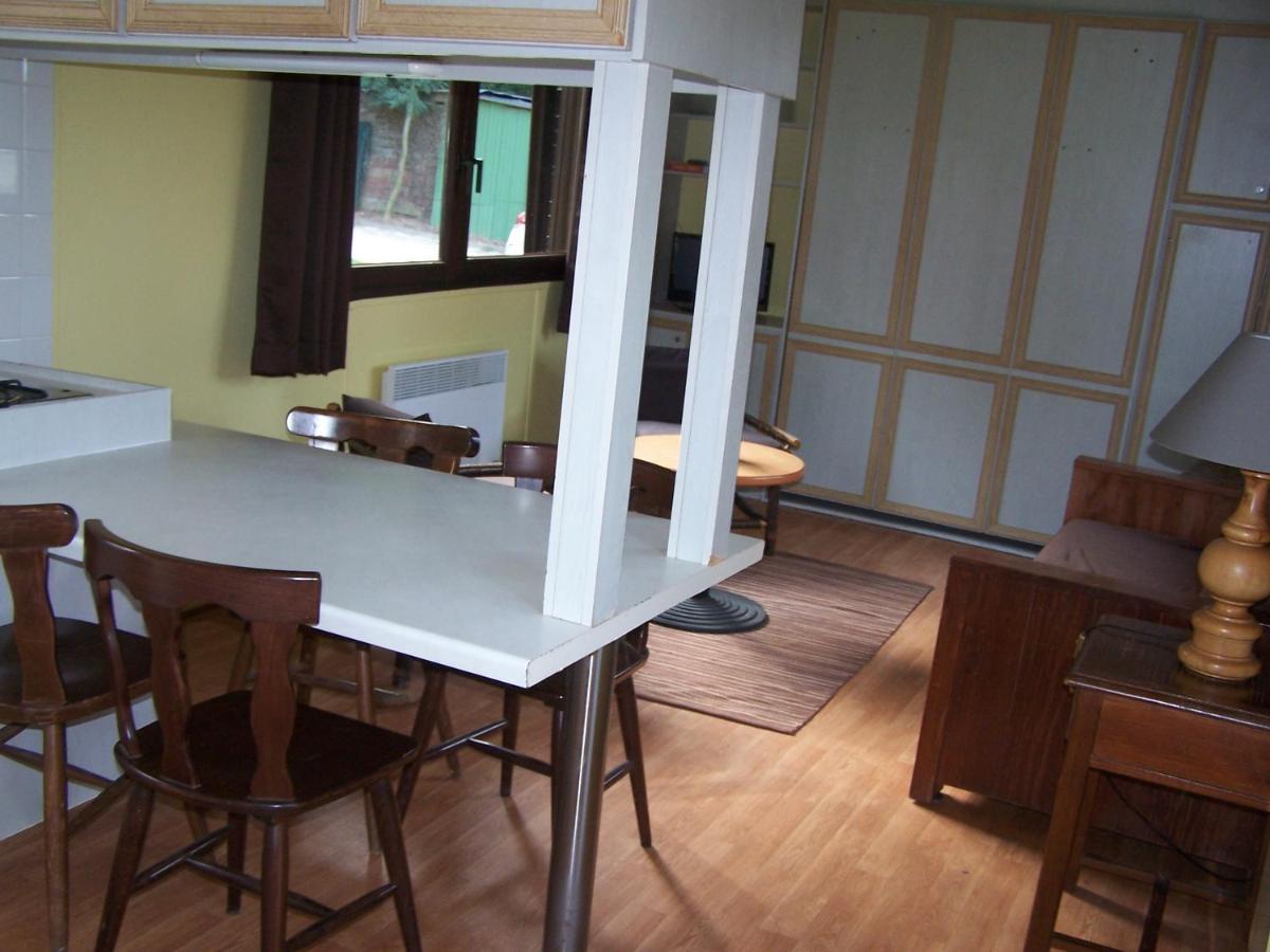 3 Gites - Relais Du Saussay in Pertheville Ners Extérieur photo